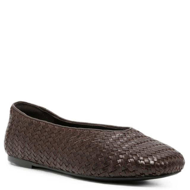 Balerinos moterims, Ruda, Ballerinas