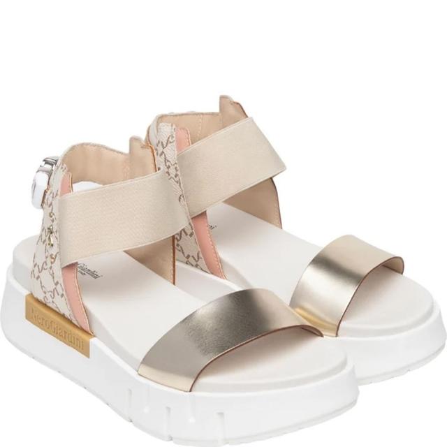 Basutės moterims, Marga, Aragos sandals