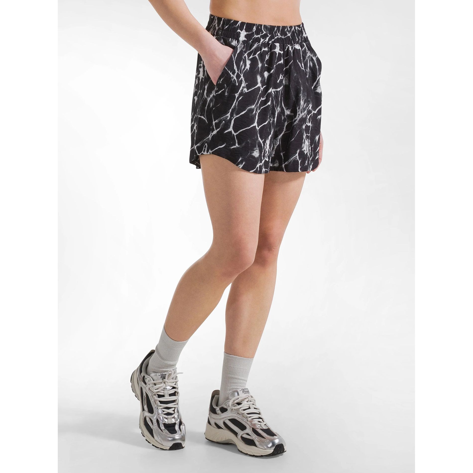 DEHA Šortai moterims, Juoda, Shorts deha studio 2