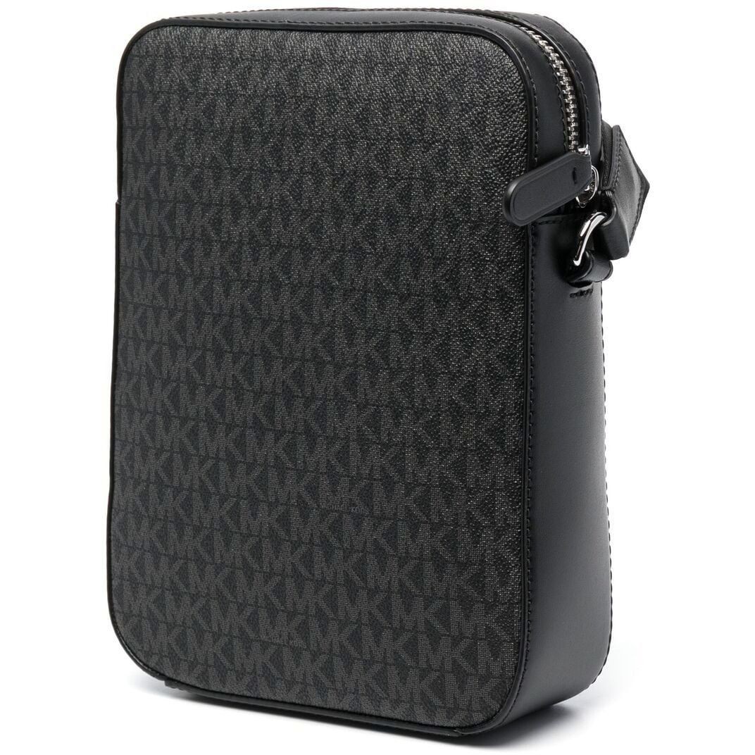 MICHAEL KORS Rankinė per petį vyrams, Juoda, Henry flight bag 2