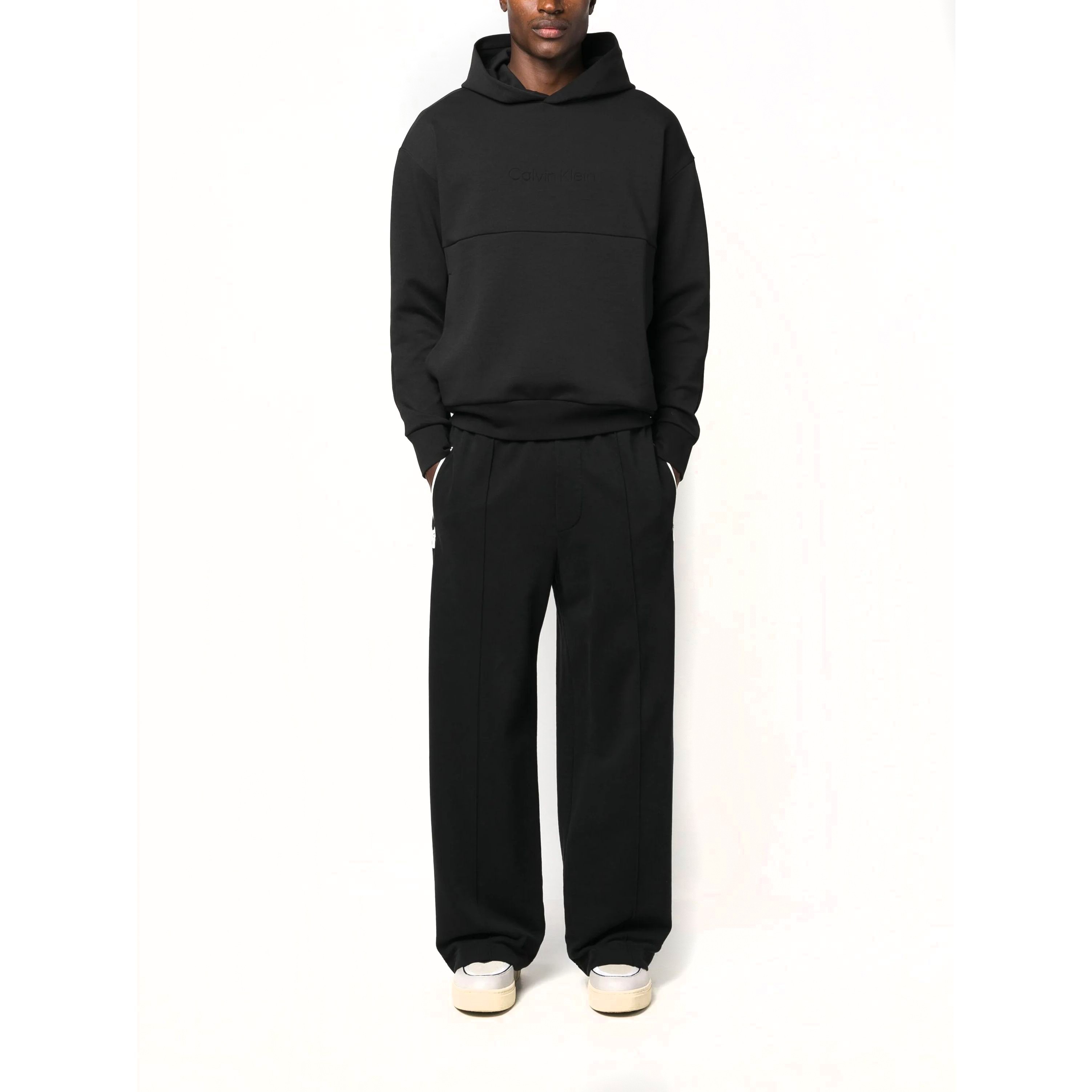 CALVIN KLEIN Džemperis vyrams, Juoda, Comfort debossed logo hoodie 2