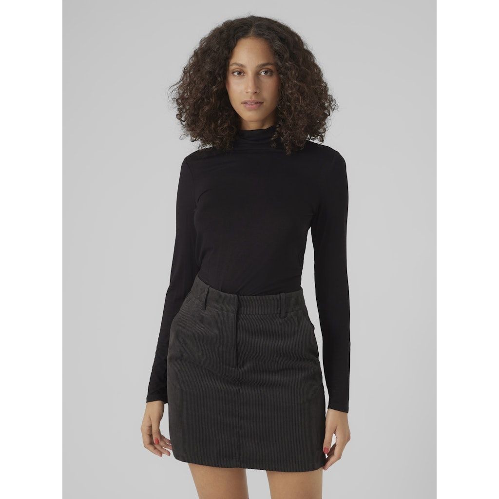 VERO MODA Palaidinės aukštinta apykakle moterims, Juoda, Alberte rollneck top 1