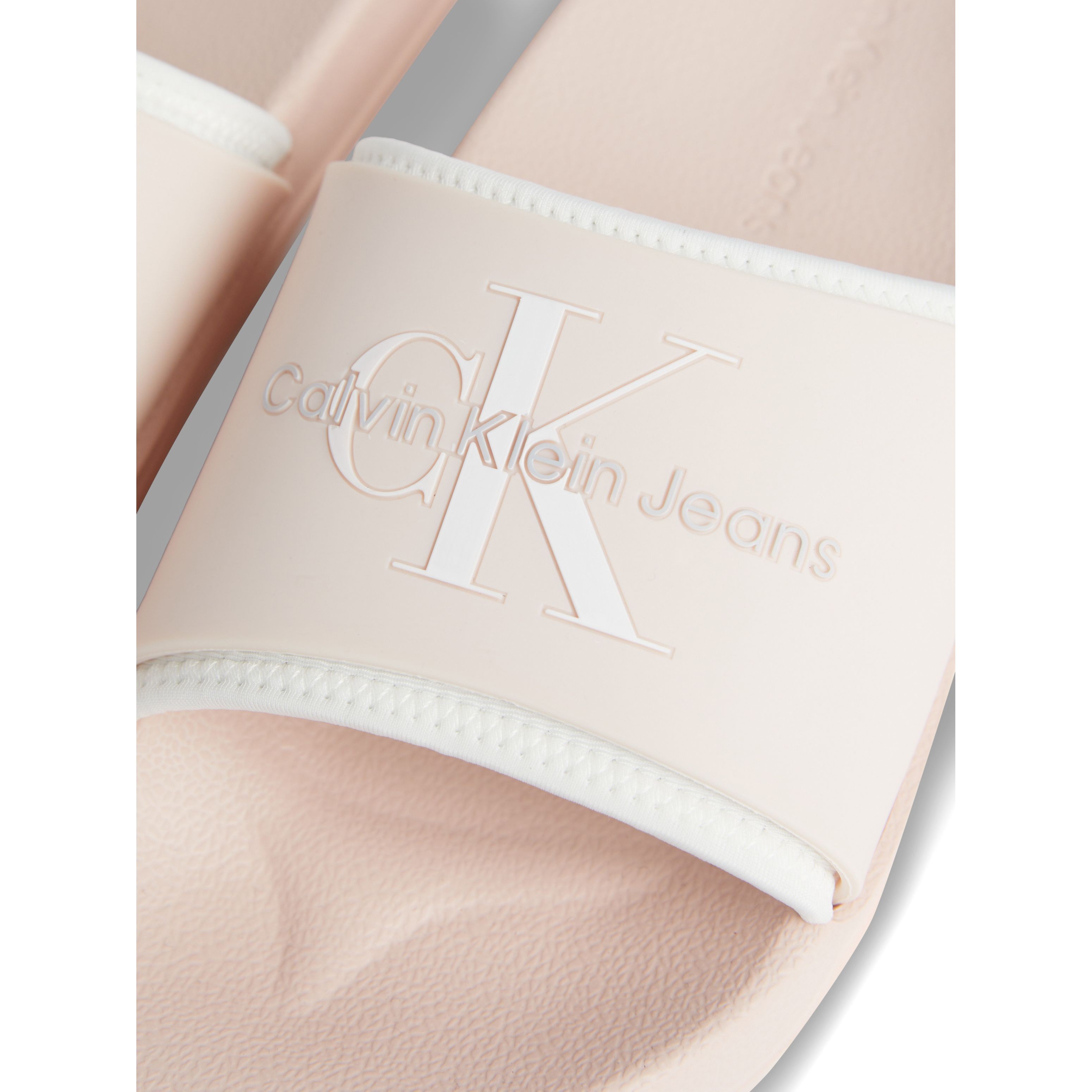 CALVIN KLEIN JEANS Guminės šlepetės moterims, Smėlio, Slide monogram 6